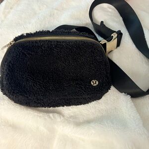 lululemon athletica Black Sherpa Crossbody Bag